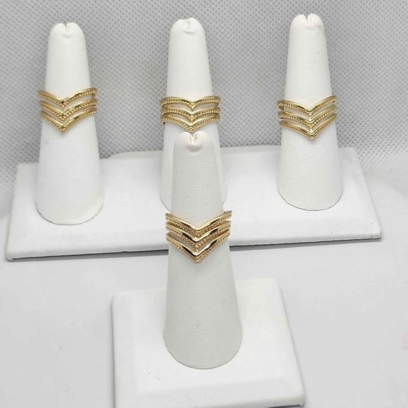 Brand New Brazilian 18k Gold Filled Stacking V Band Ring - Picture 3 of 4